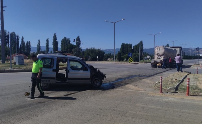 Trafik Kazasında 2 Kişi Öldü