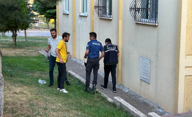 4'üncü Kattan Düşen Çocuk Öldü