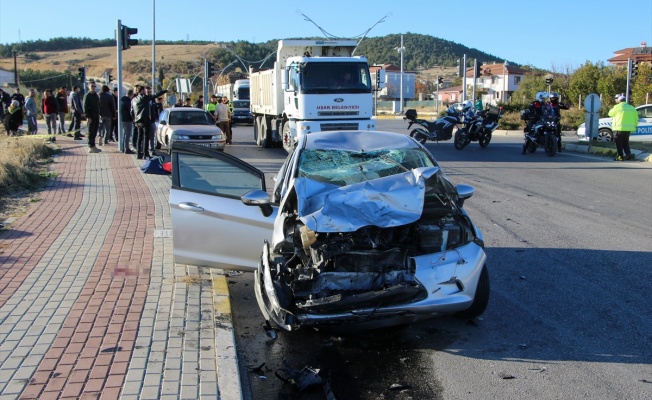 Trafik Kazasında Yaralılar Var