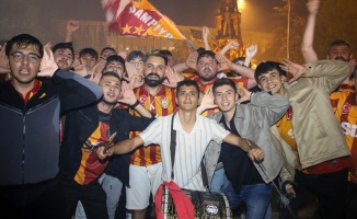 Galatasaraylılar Şampiyonluk Sevinci Yaşadı